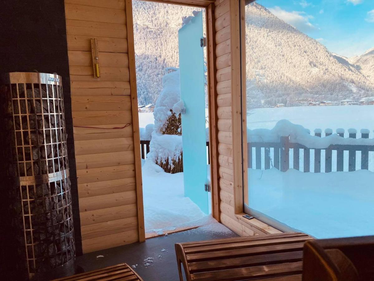 Forest Chalet, 15 Min To Salzburg Olt Town, And Most Beautiful Lakes, Secluded Location, 1,000 Sqm Garden, Mountainview, Panorama Sauna, Bath Whirlpool, Bbq&Bikes&Sunbeds For Free, Up To 10 P Golling an der Salzach Zewnętrze zdjęcie