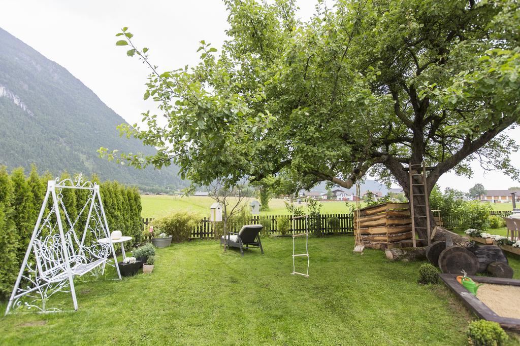 Forest Chalet, 15 Min To Salzburg Olt Town, And Most Beautiful Lakes, Secluded Location, 1,000 Sqm Garden, Mountainview, Panorama Sauna, Bath Whirlpool, Bbq&Bikes&Sunbeds For Free, Up To 10 P Golling an der Salzach Zewnętrze zdjęcie