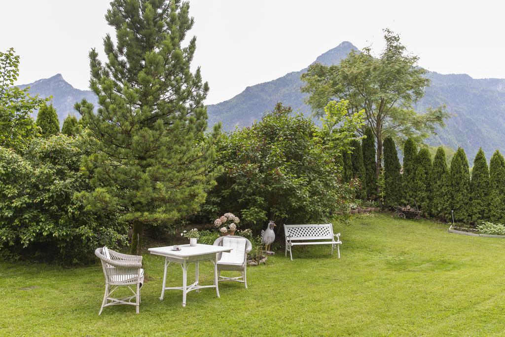 Forest Chalet, 15 Min To Salzburg Olt Town, And Most Beautiful Lakes, Secluded Location, 1,000 Sqm Garden, Mountainview, Panorama Sauna, Bath Whirlpool, Bbq&Bikes&Sunbeds For Free, Up To 10 P Golling an der Salzach Zewnętrze zdjęcie