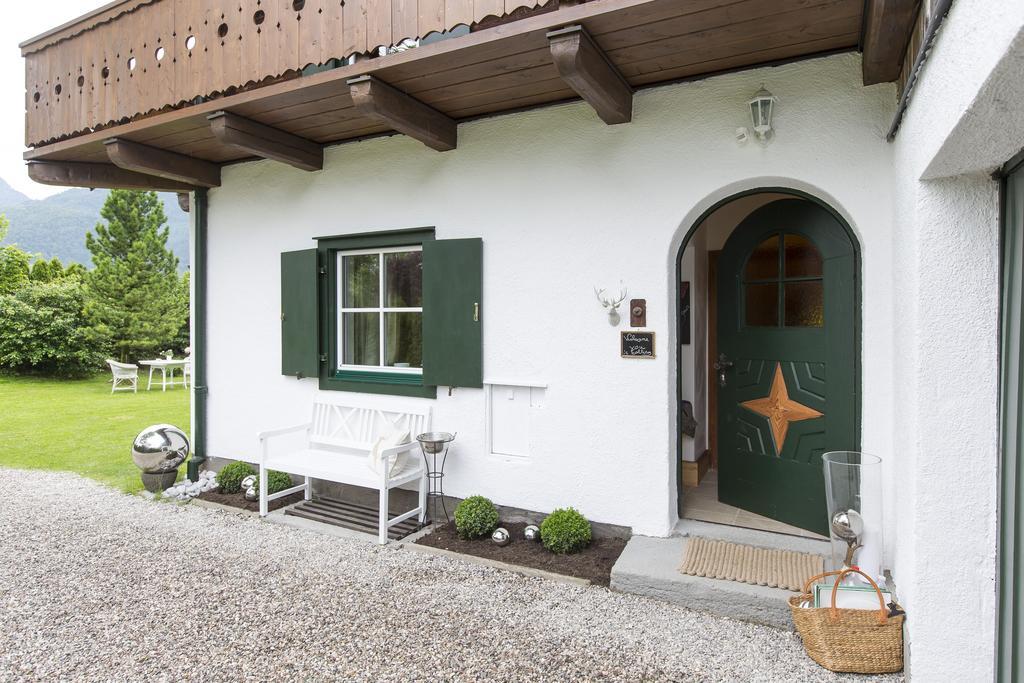 Forest Chalet, 15 Min To Salzburg Olt Town, And Most Beautiful Lakes, Secluded Location, 1,000 Sqm Garden, Mountainview, Panorama Sauna, Bath Whirlpool, Bbq&Bikes&Sunbeds For Free, Up To 10 P Golling an der Salzach Zewnętrze zdjęcie